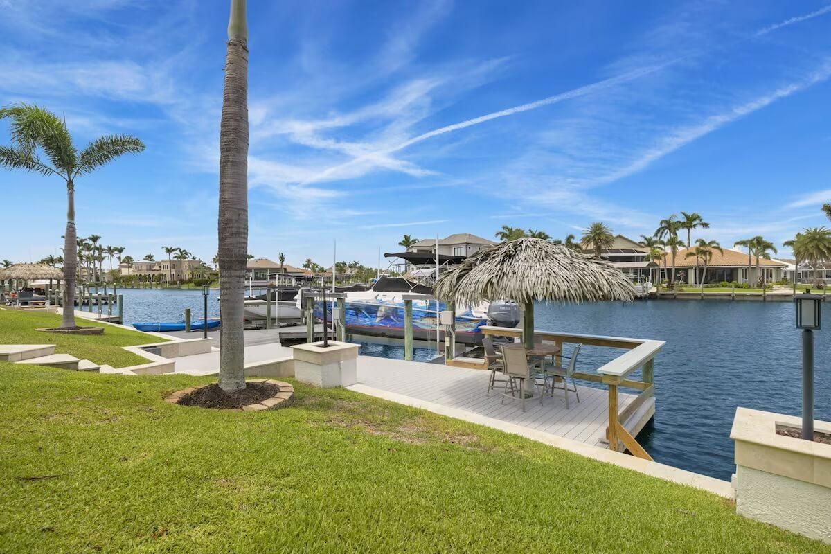 Bezkonkurenční dům s bazénem