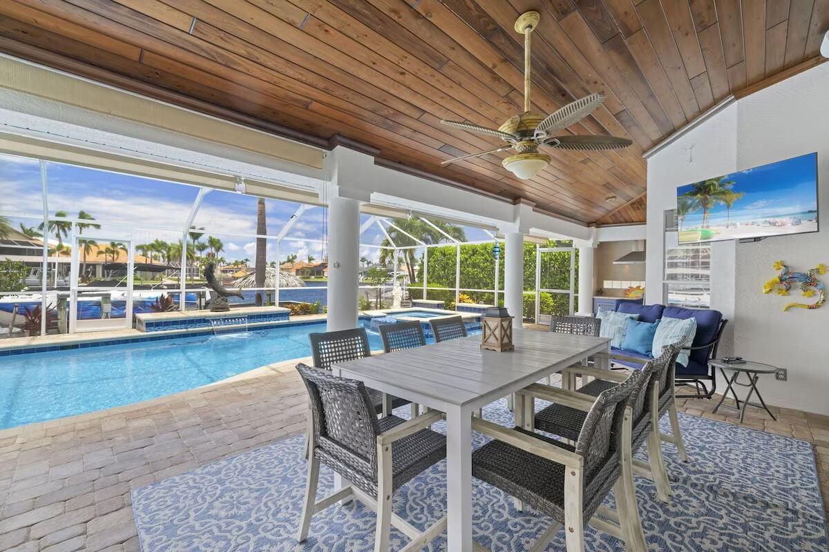 Bezkonkurenční dům s bazénem