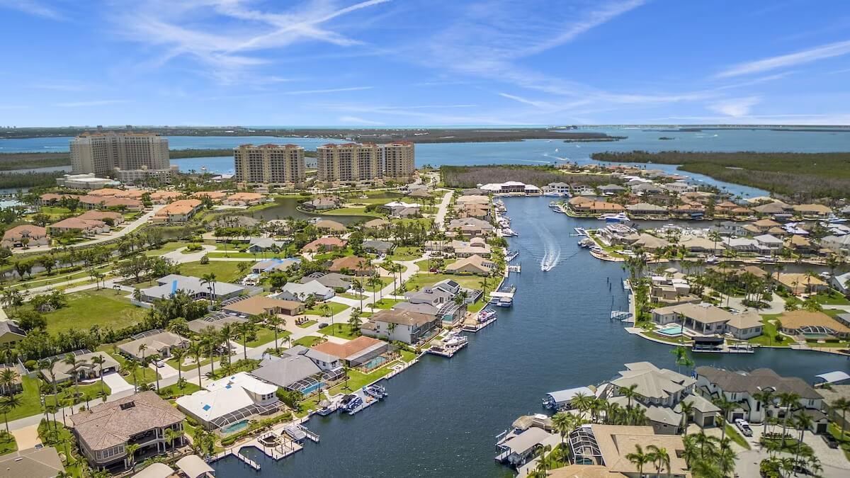 Bezkonkurenční dům s bazénem