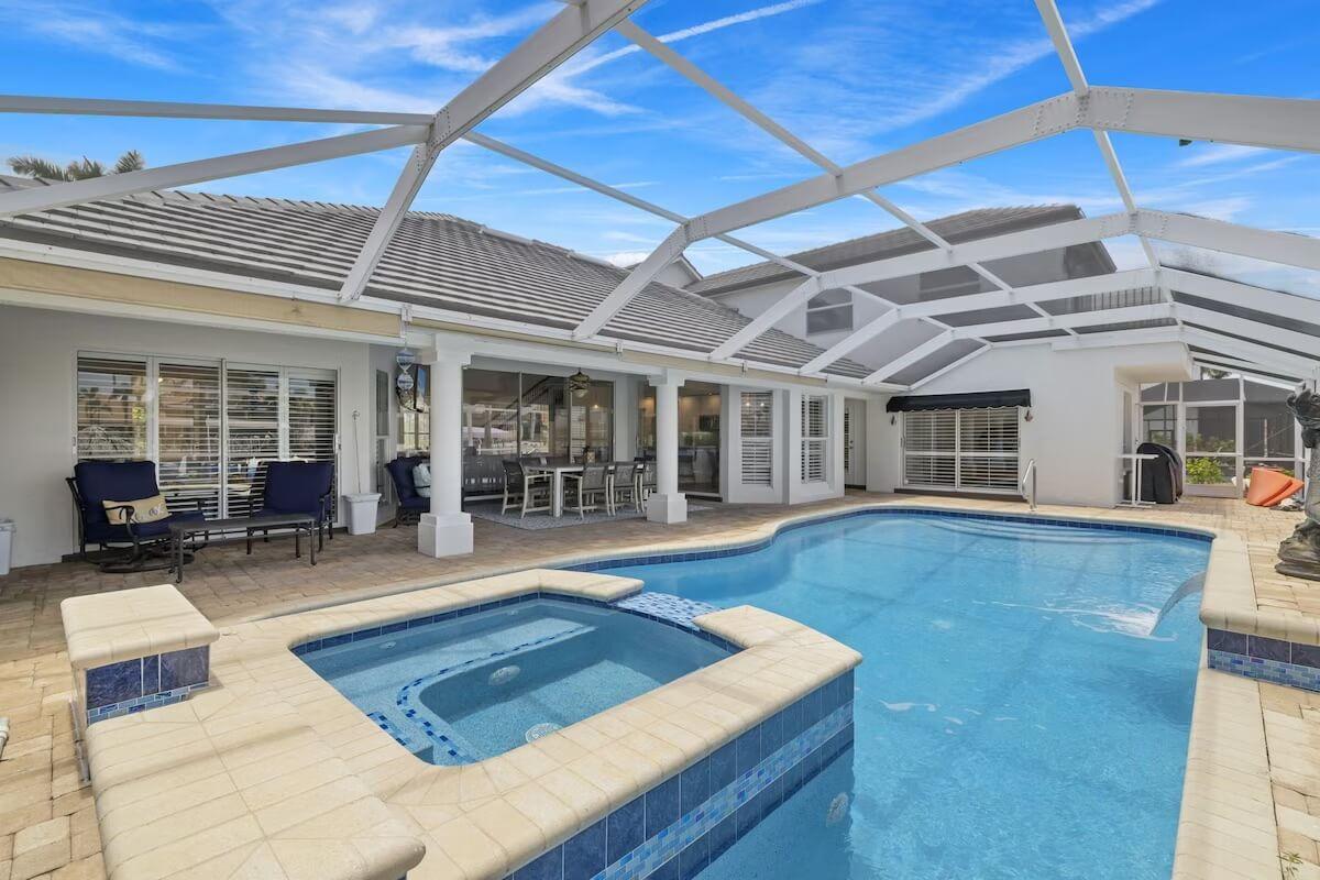 Bezkonkurenční dům s bazénem