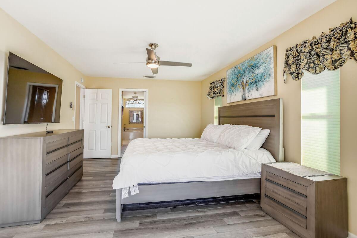 Klidný dům v Cape Coral s vlastním bazénem