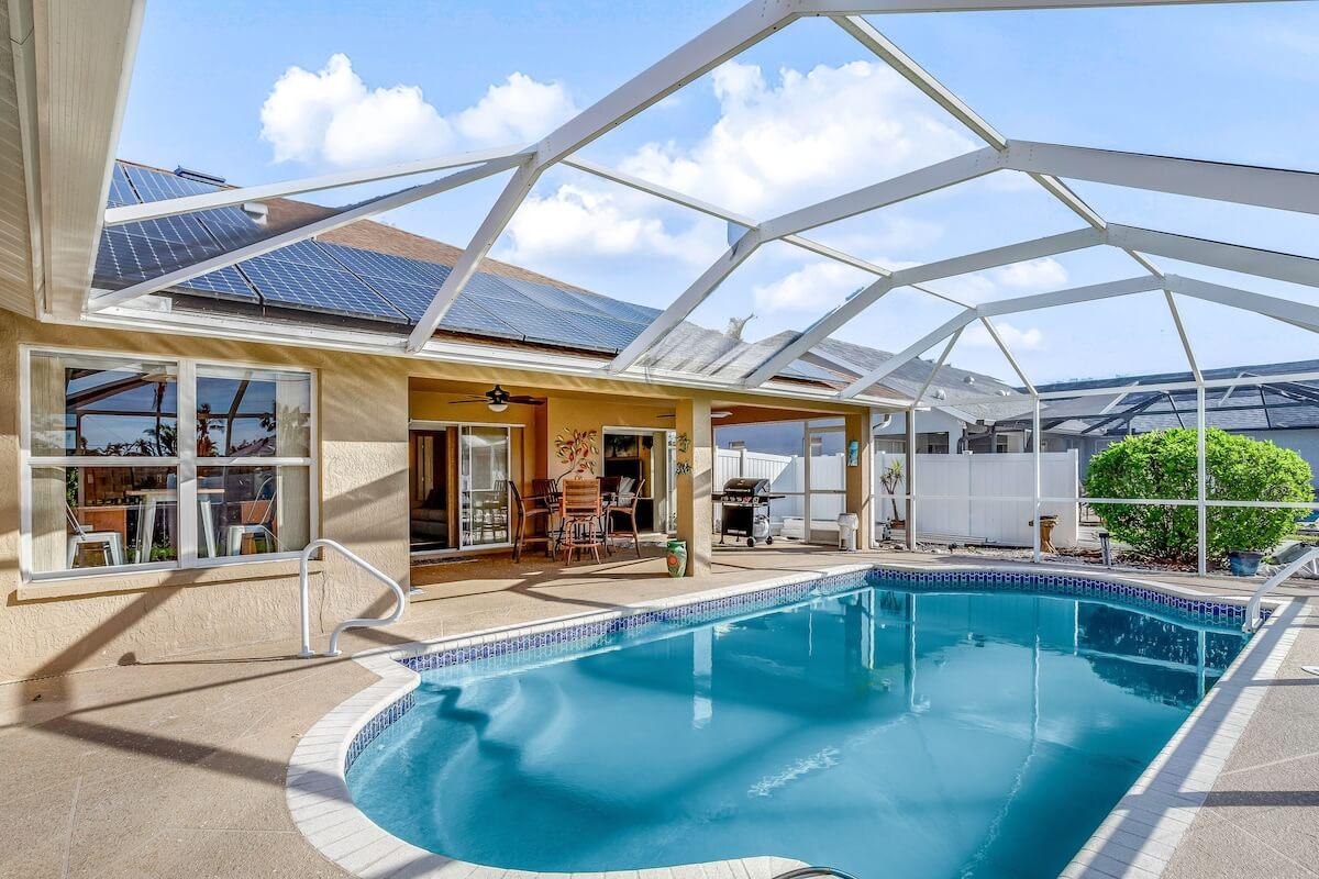 Klidný dům v Cape Coral s vlastním bazénem