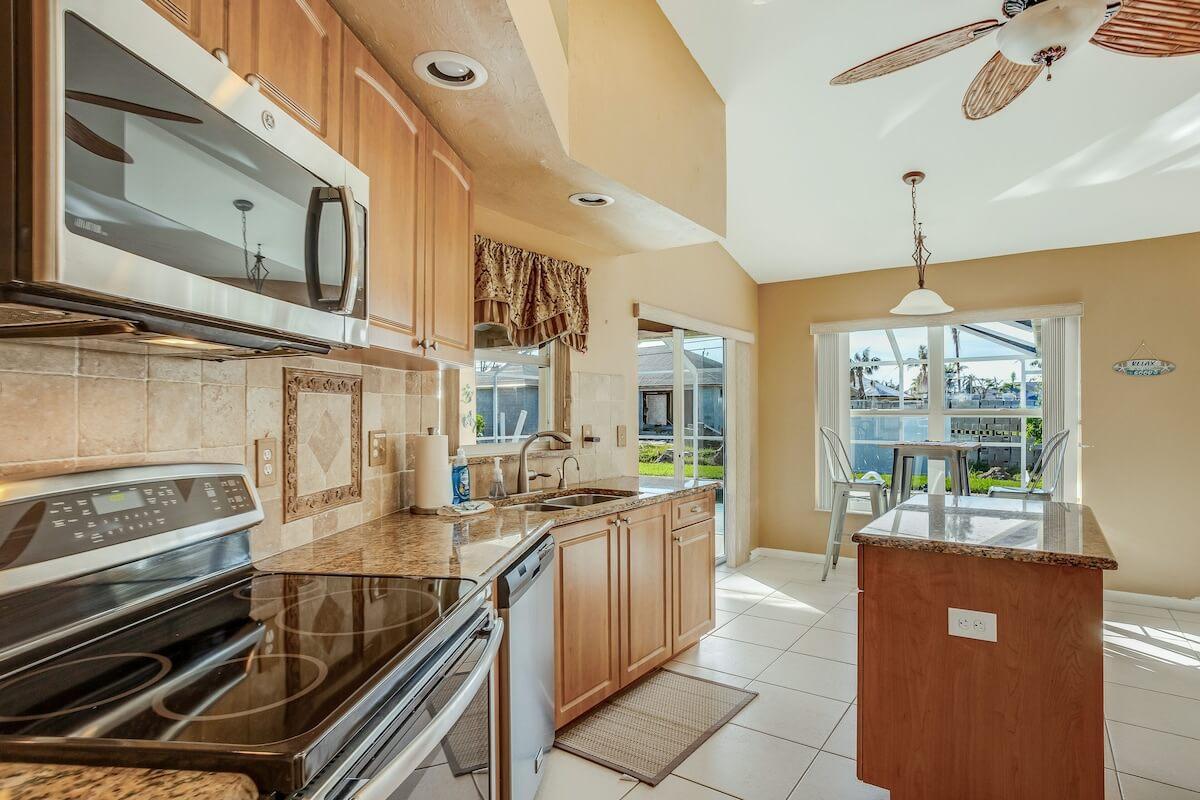 Klidný dům v Cape Coral s vlastním bazénem